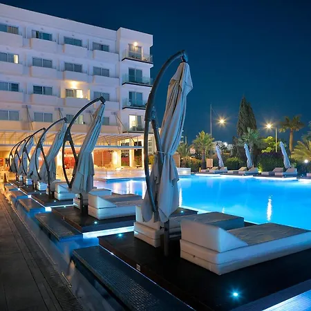 Nestor Hotel 4*