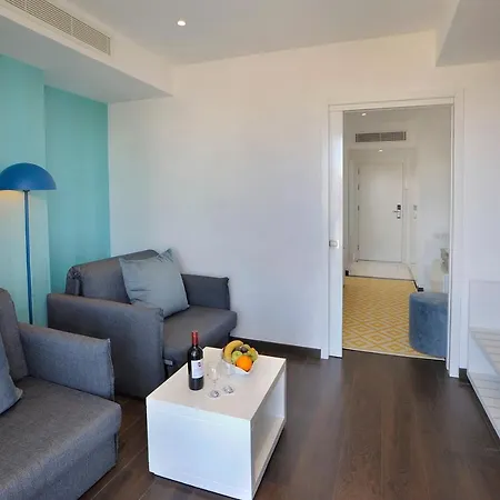 Ξενοδοχείο νέστωρ Αγία Νάπα