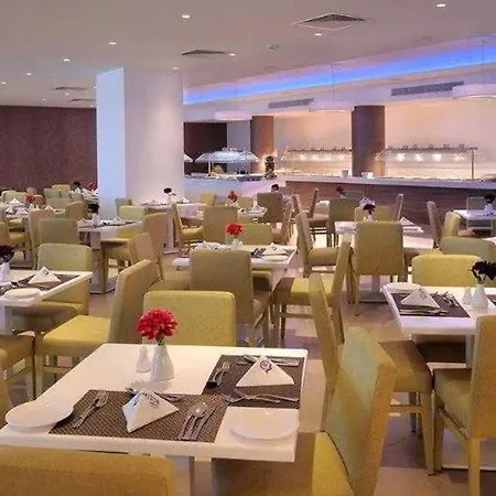 Nestor Hotel 4*