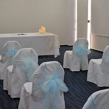 νέστωρ Αγία Νάπα