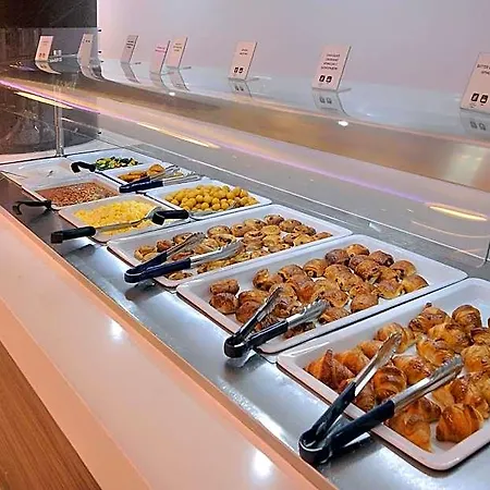 Hotel Nestor 4*